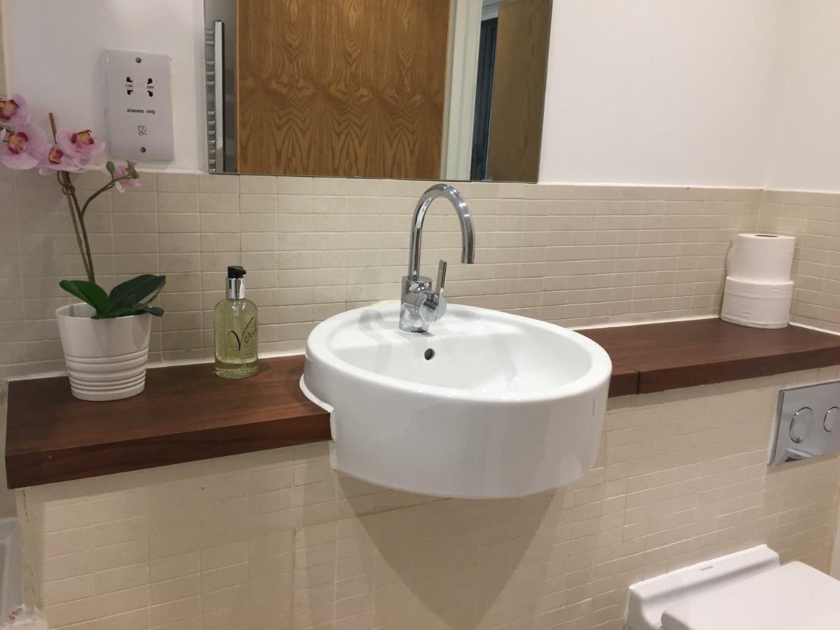 Stylish Apartment In Victoria London Ngoại thất bức ảnh